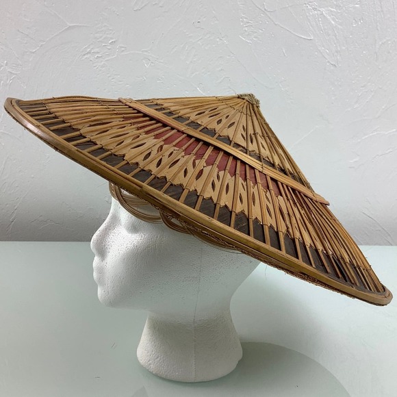 VTG Asian Wicker Bamboo Hat Woven Gardening Beach Field Handmade SZ OSFM